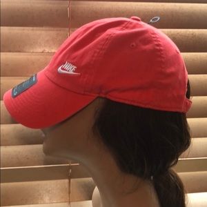 NIKE CAP